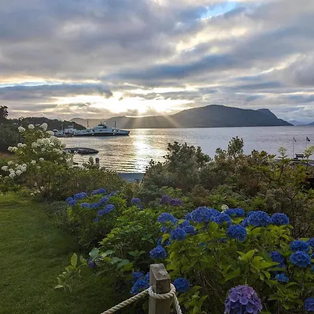 Smaken Av Ryfylke Event As Overnatting, Bygningen Drives Ikke Som 호텔 Hjelmeland