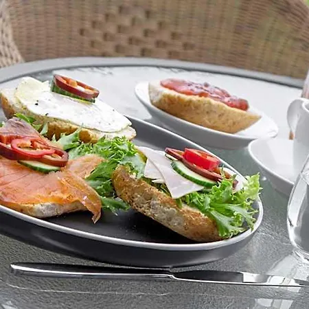 Smaken Av Ryfylke Event As Overnatting, Bygningen Drives Ikke Som ホテル Hjelmeland