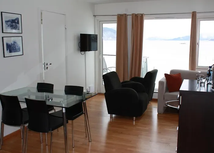 Hotel Smaken Av Ryfylke Event As Overnatting, Bygningen Drives Ikke Som *