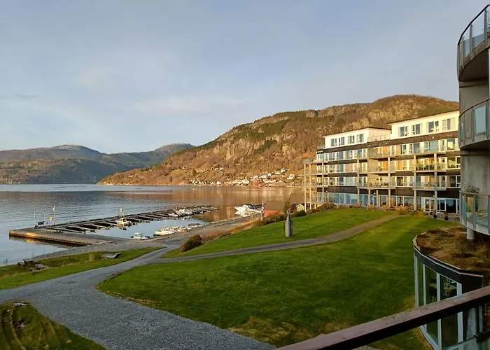 Hotel Smaken Av Ryfylke Event As Overnatting, Bygningen Drives Ikke Som Hjelmeland